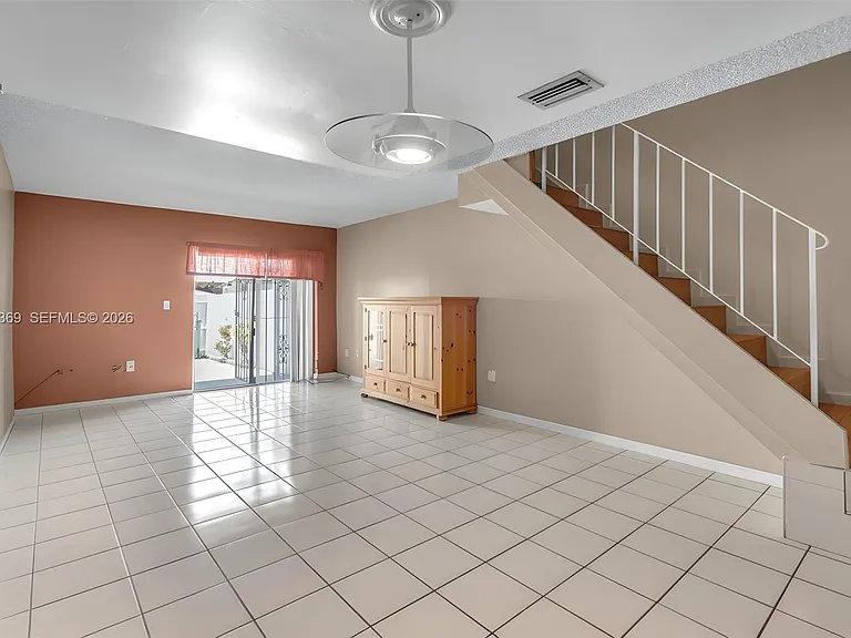 1757 W 57th St #211 — Photo 4