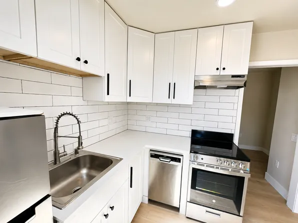 1243 58th Ave, Oakland, CA 94621