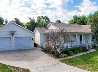 388 Rolling Hills Rd, Mount Vernon, KY 40456