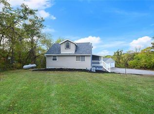 1382 Gringo Clinton Rd, Aliquippa, PA 15001