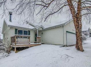 4413 Prairieview Dr, Madison, WI 53704