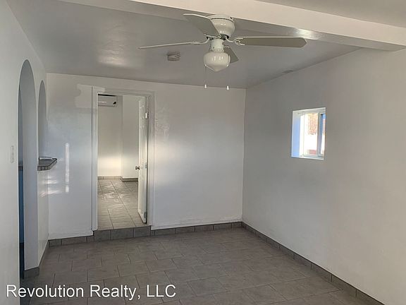 5th image of 960 N Armijo St Unit B
