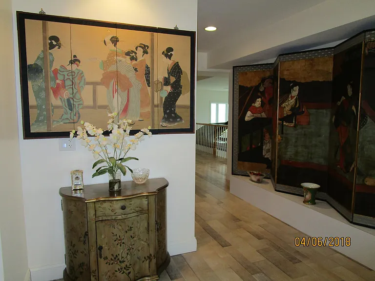 passage from dining area to living room