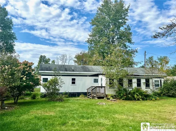 6241 Davis Rd, Mayville, NY 14757