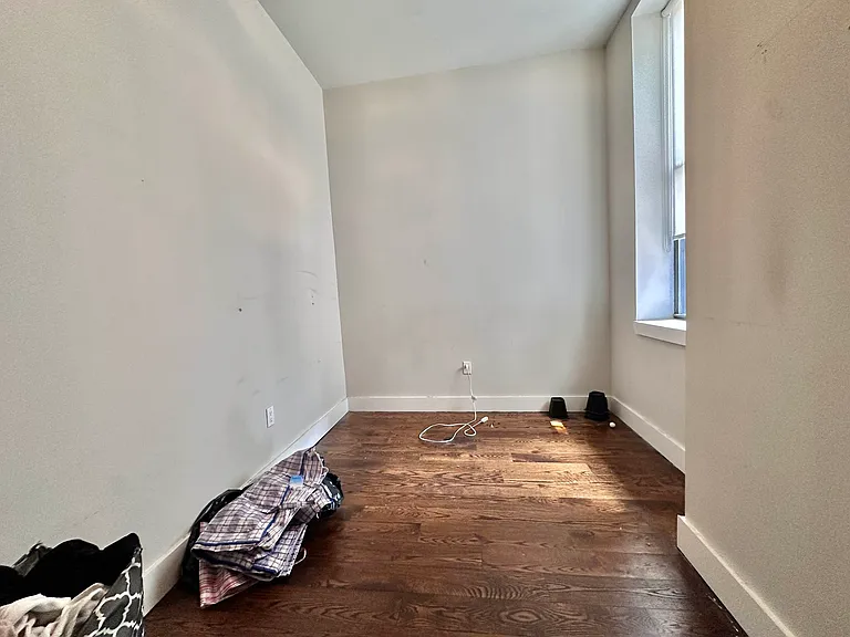 489 Washington Ave #1F — Photo 8
