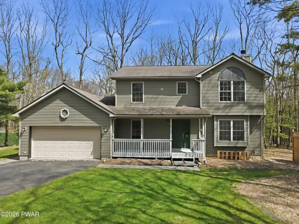 130 Spicebush Ln, Milford, PA 18337