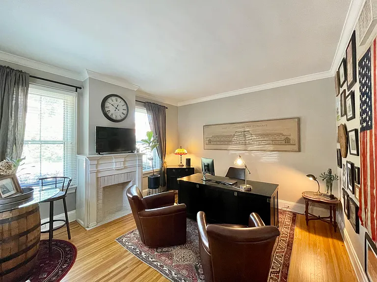 1070 City Park Ave — Photo 7