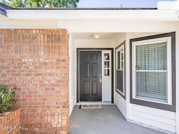 2nd image of 430 HARVEST BEND Drive