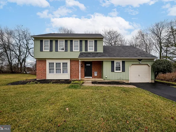 5 Wolf Trap Cir, Hockessin, DE 19707
