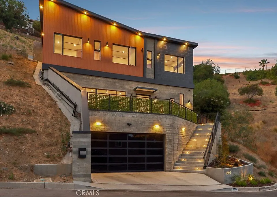 8504 Outland View Dr