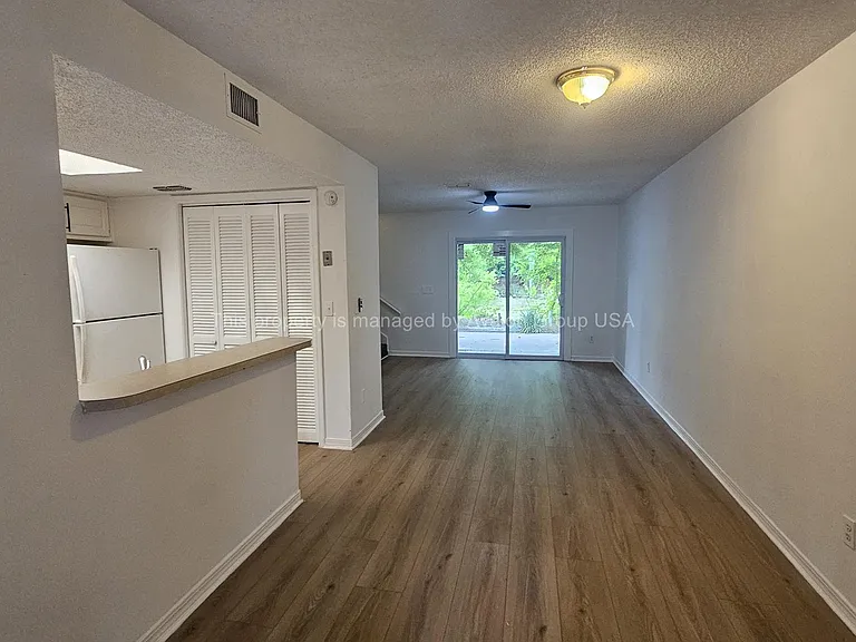 7626 Melissa Ct N — Photo 26