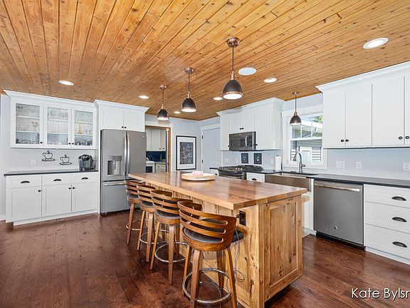 4th image of 2794 Crockery Shores Rd
