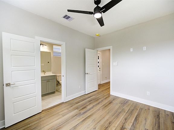 4th image of 3404 Rawley St