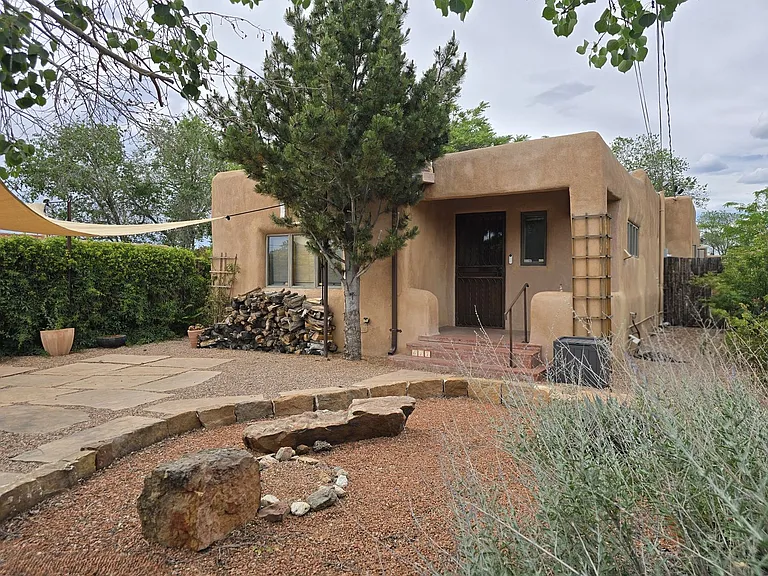 617 Don Felix St #A — Photo 2