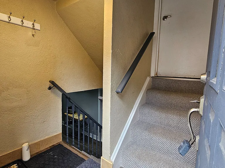 715 Pharmacy Ave — Photo 3