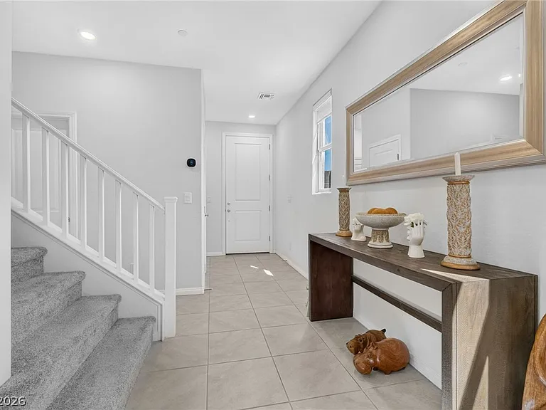 1583 Pacific Baza St — Photo 4
