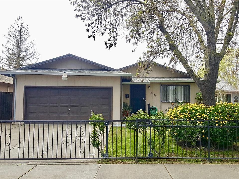 1st image of 2027 S Sacramento St
