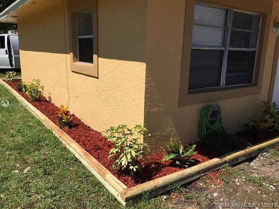 3rd image of 6604 Miramar Ave APT C