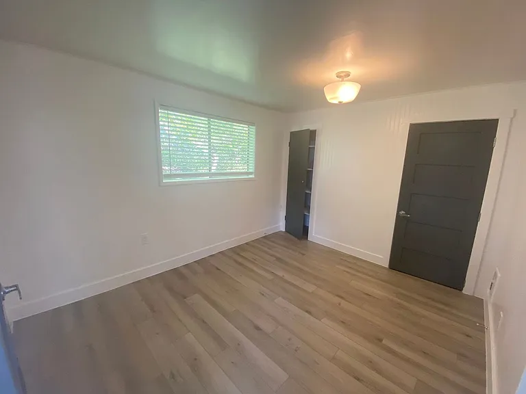 669 W Marine Dr, Astoria, OR 97103 — Photo 6