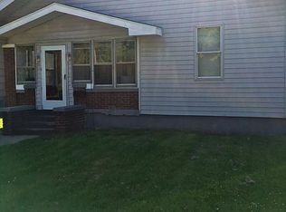 2026 N 9th St, Terre Haute, IN 47804