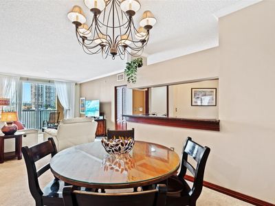 17150 N Bay Rd APT 2205, Sunny Isles Beach, FL, 33160