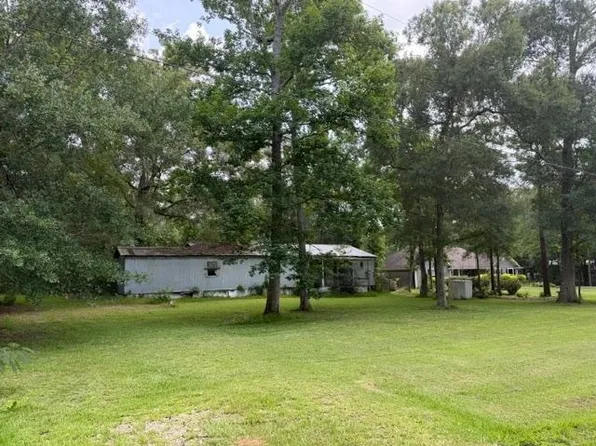 2285 S Timberlane Dr, Vidor, TX 77662