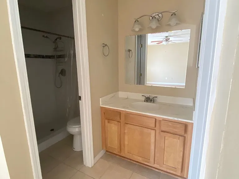 599 Richard Lee St — Photo 14