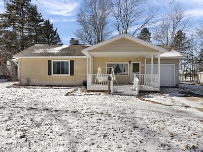 905 N Lansing St, Saint Johns, MI, 48879