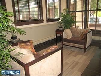 2nd image of 315 New St APT 407