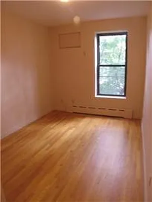 Sold by R New York | media 11