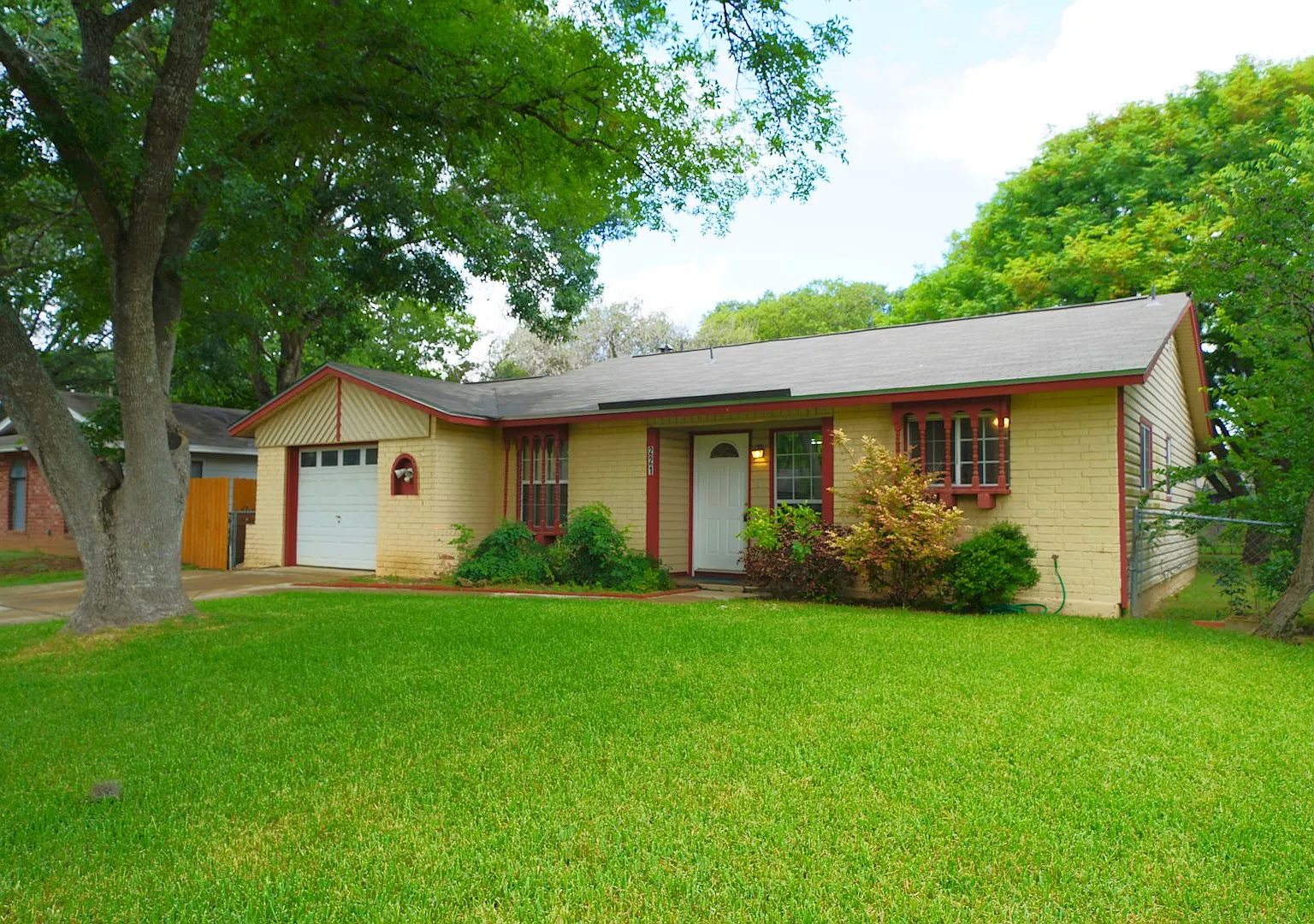 Schertz home now available in Parkland Village neighborhood. Realtor Commission: $500 — Photo 3