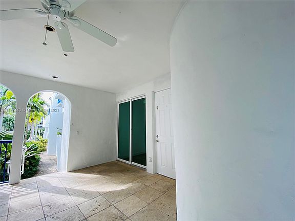 3rd image of 0 W Bay Harbor Dr