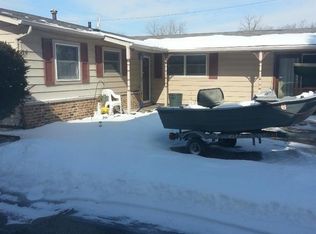 1212 N Wheeler St, Griffith, IN 46319