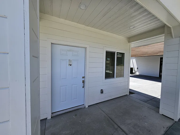10206 Larson Ave — Photo 13