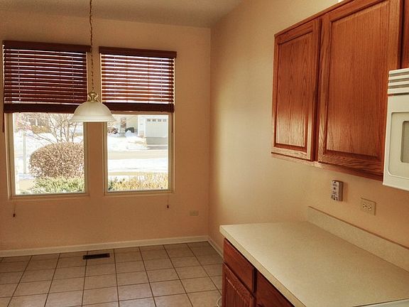 3rd image of 12965 Brookwood Dr
