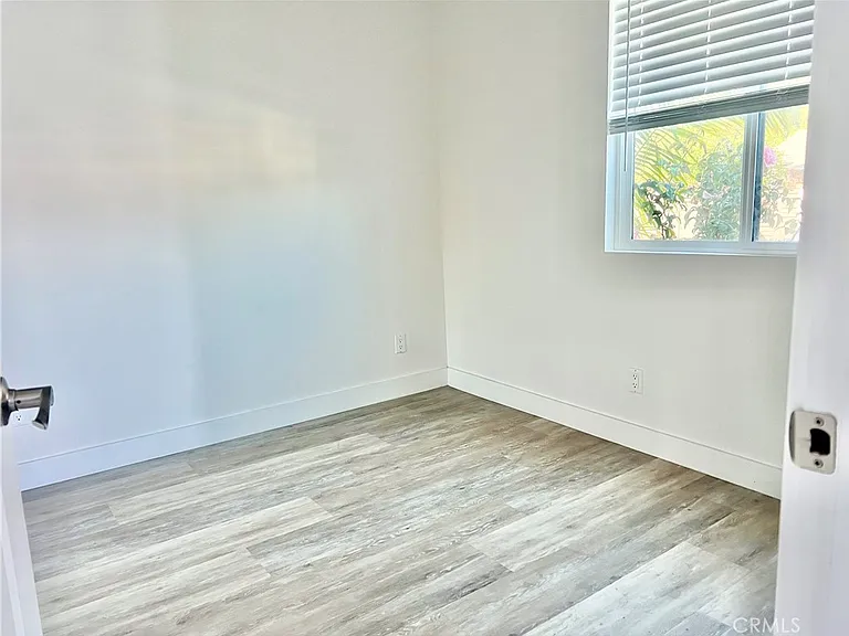 10451 Marklein Ave — Photo 7
