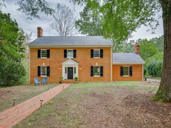 2205 Surrey Pl, Lynchburg, VA 24503