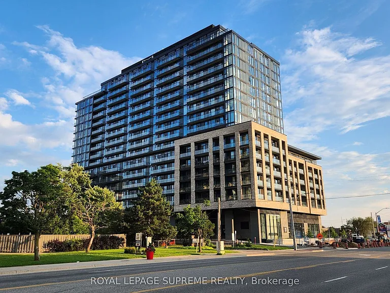 86 Dundas St E #402 — Photo 1