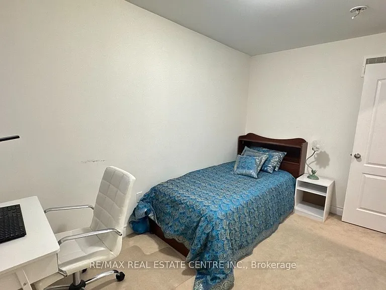 13 Alister Dr #MAIN UPPER — Photo 37