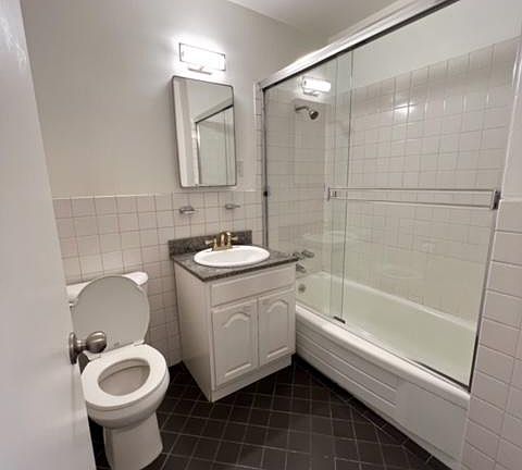 2nd image of 1255 Taraval St #101