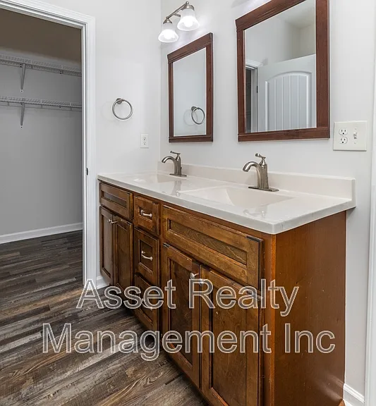 5532 Libby Way — Photo 19