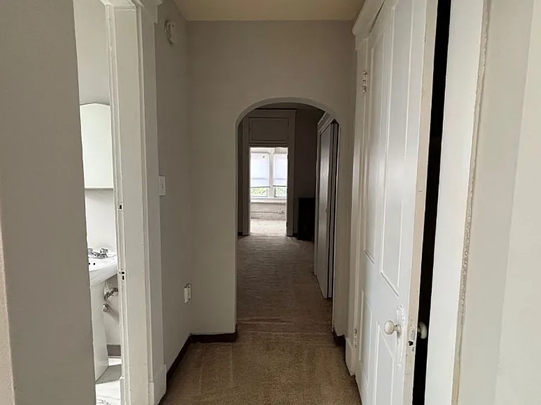 3300 Jefferson Ave — Photo 15