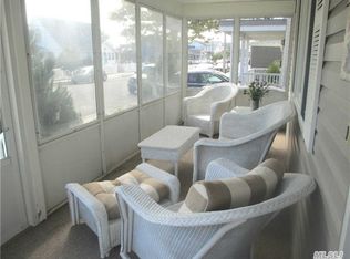 619 W Walnut St, Long Beach, NY 11561