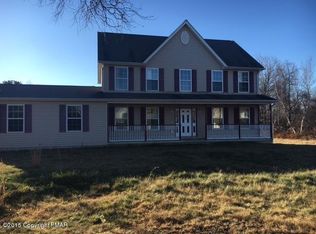 1976 Sun Valley Dr, Blakeslee, PA 18610