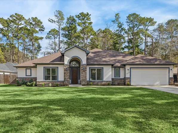 902 Douglas Fir Dr, Magnolia, TX 77354