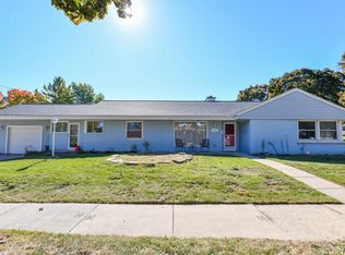 7727 W Glendale Ave, Milwaukee, WI 53218
