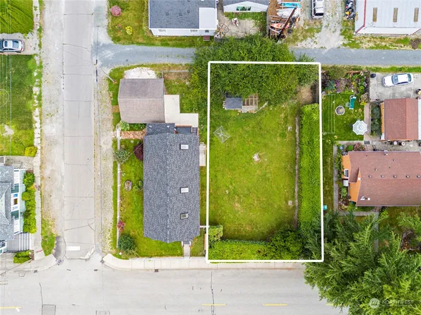 10025 271st Street NW, Stanwood, WA 98292