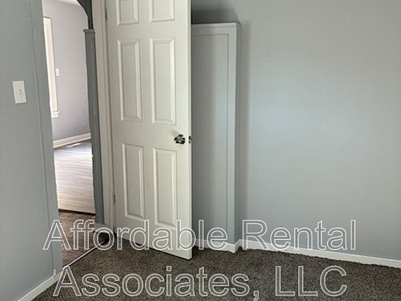 4th image of 1434 S 10th St