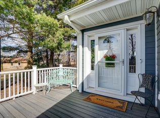 7806 Meadow Ct, Middleton, WI 53562