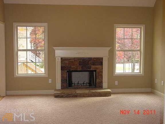 5th image of 4184 Golfview Dr